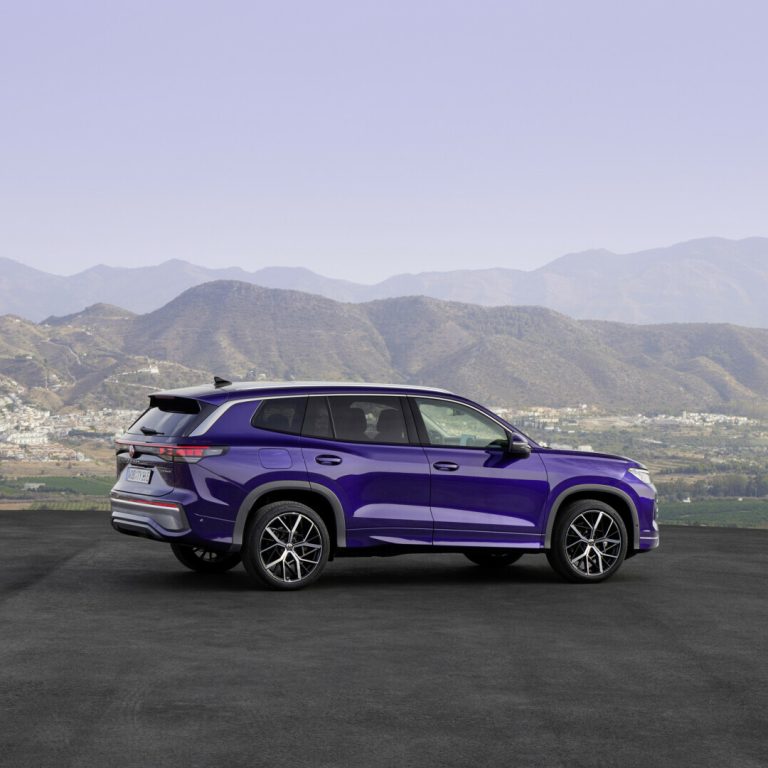 The All-New Volkswagen Tayron Now Available