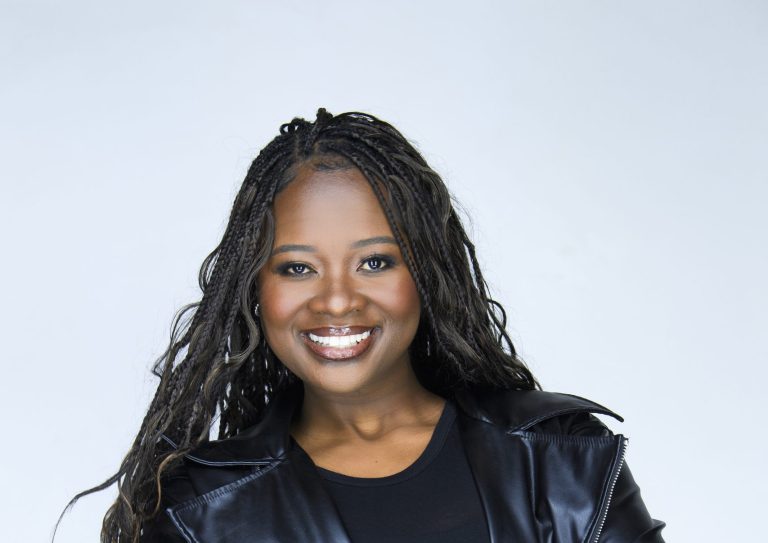 Professional Photographer Headshots 20 years experience Kevin Mark Pass